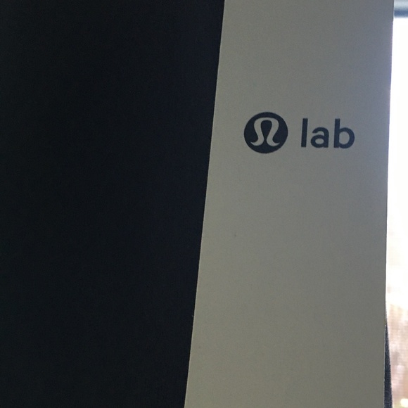 Lululemon Geo Tight NWT - Picture 6 of 14